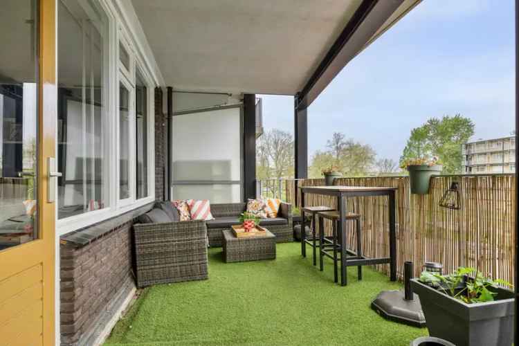 Appartement te koop Pijnacker 87m2 2 slaapkamers balkon