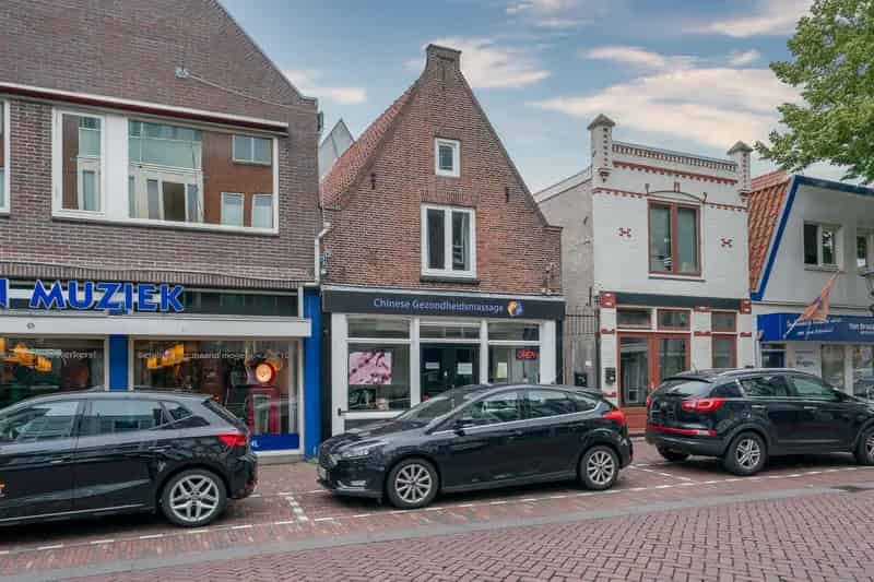 Winkel met Woonruimte te Koop Alkmaar