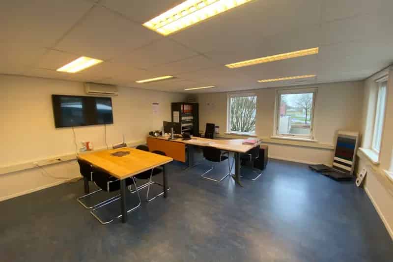 Bedrijfshal Vroomshoop 430m² te huur