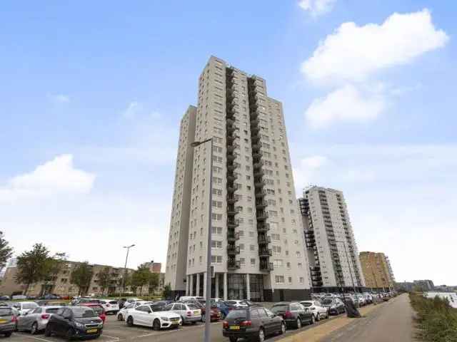 Tussenwoning Amsterdam Zuidoost 125m2 3 slaapkamers Tuin