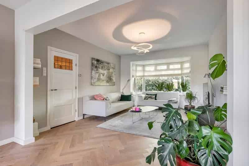 Jaren 30 woning Nijmegen 5 slaapkamers gerenoveerd
