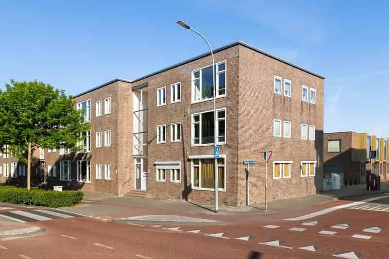 4 Kamer Appartement Vlissingen Tuin Berging Modernisering Nodig
