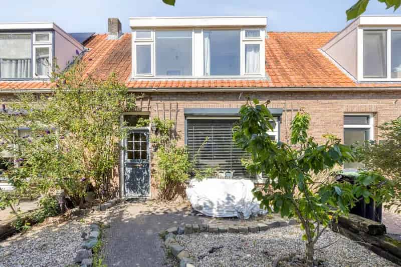 Woning Middelharnis: Vrij Uitzicht Tuin Aan Het Water