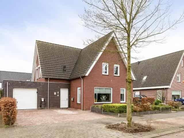 Woning te koop: Wevershof 16 4841TX Prinsenbeek Vastgoed Nederland