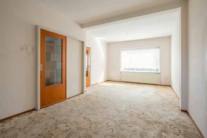 Halfvrijstaand Woonhuis Landgraaf 3 slaapkamers Grote Tuin