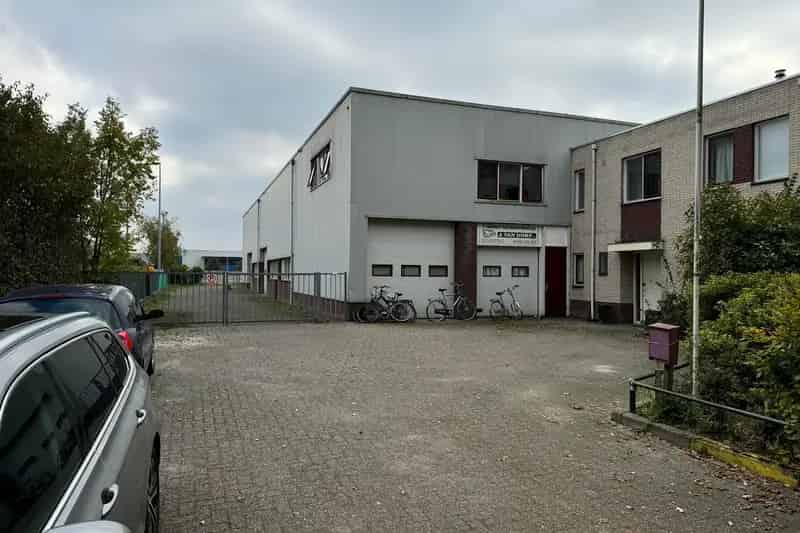 Bedrijfshal te huur Elburg 285m2