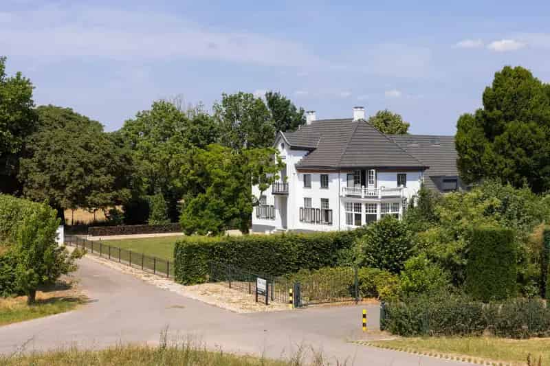 Herenboerderij te koop: Ruim 1000m², energieneutraal, bedrijfswoning