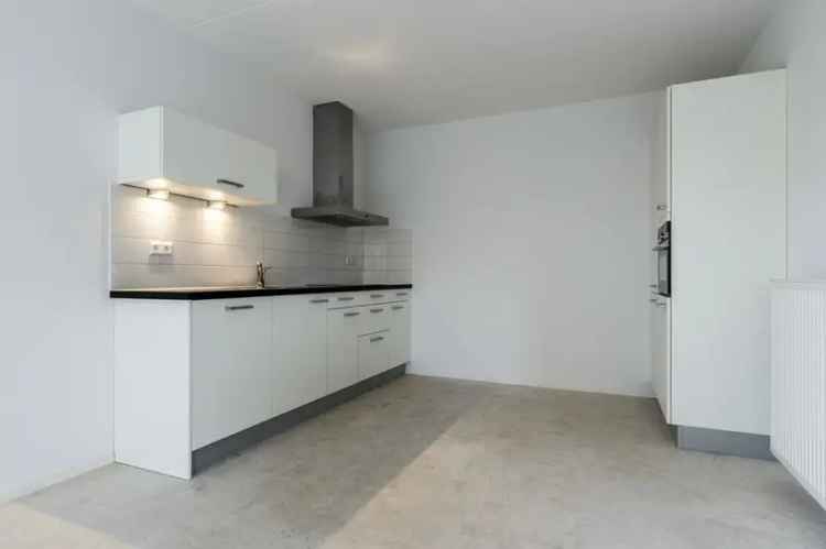3 Kamer Appartement Amsterdam Bart van der Leckplantsoen