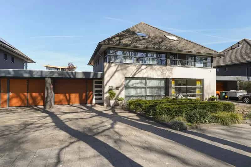 Huis te koop: Meerdijk 35 5144 NL Waalwijk 