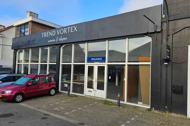 Showroom te huur Hilversum 520m2 5 parkeerplaatsen
