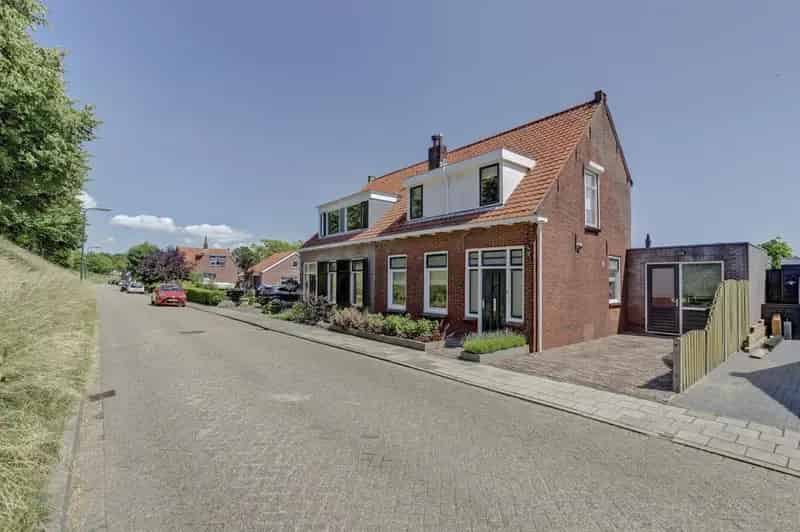 Twee Onder Een Kap Scherpenisse 114m2 2 slaapkamers Luxe Keuken