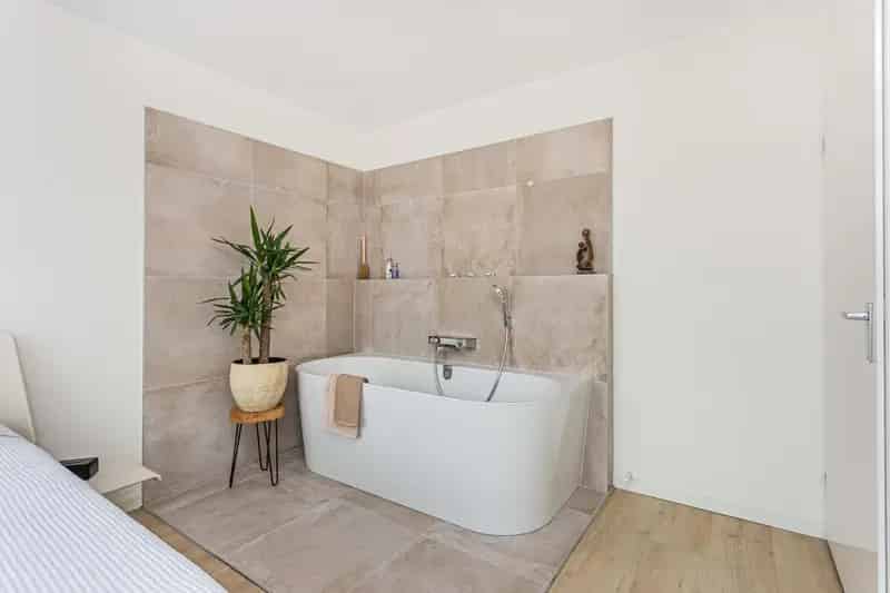 4 Slaapkamers Een gezinswoning 160m2 Ruime Tuin Veldhuizen