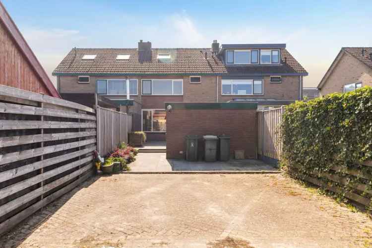 Ruime gezinswoning met 4 slaapkamers te Eerbeek