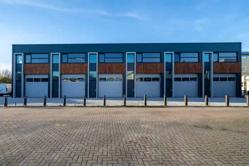Bedrijfsunit te huur Groningen 90m²