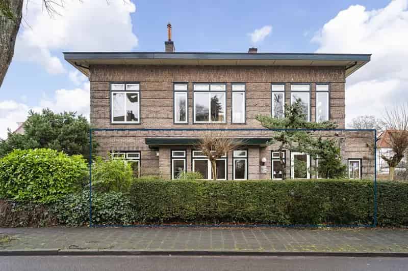 Gemeentelijk monument: Ruime gelijkvloerse villa Hilversum