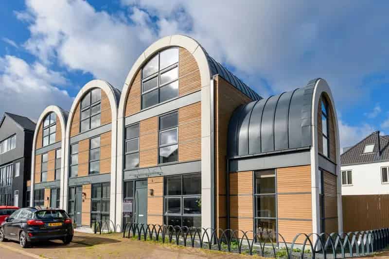 Huis te koop Muiden: Luxe Grachtenpand 200m² 5 slaapkamers