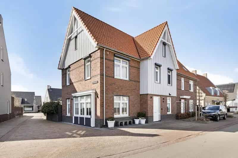 Moderne Tweekapper Goes Aria 5 Slaapkamers Energielabel A