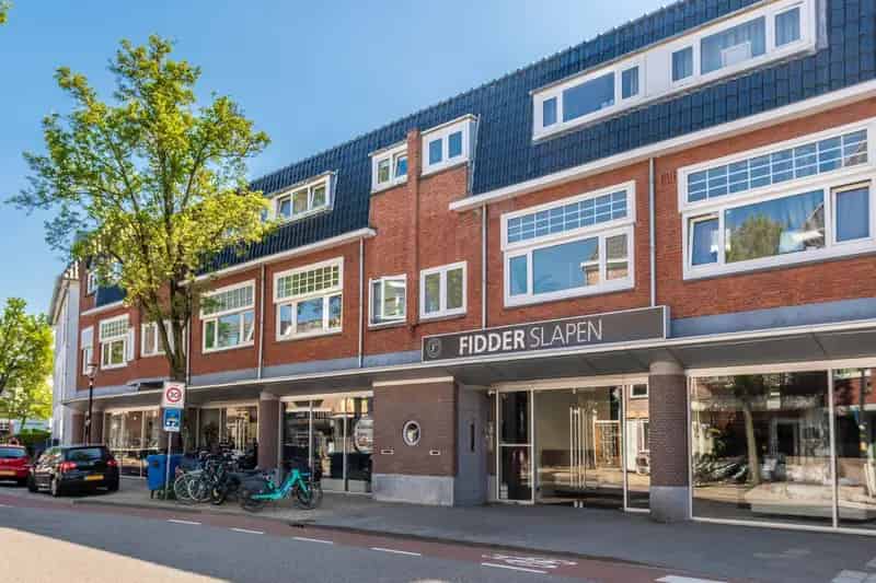 Appartement te koop Zeist Centrum 4-kamer bovenwoning dakterras