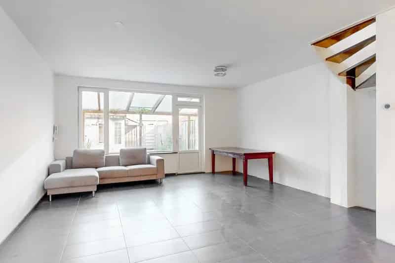 Huis te koop Spijkenisse 6 kamers modern gezin