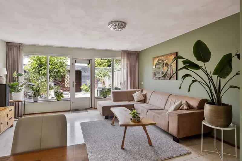 Moderne 5 Kamer Eengezinswoning te Koop in Capelle aan den IJssel