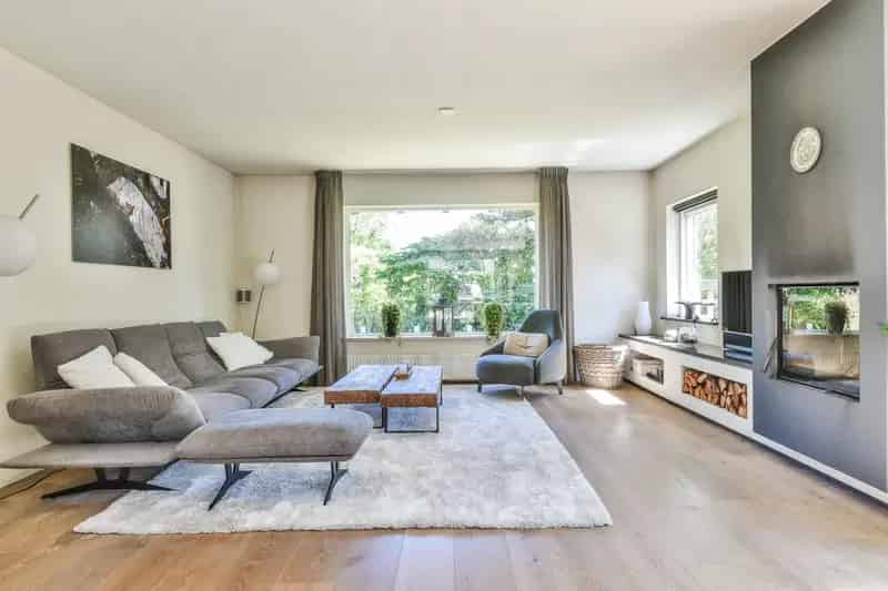Huis te koop Laren 6 slaapkamers grote tuin dubbele garage