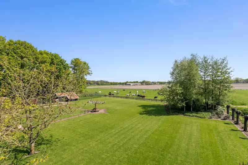 Langgevelboerderij Rucphen: Ruimte, Rust en Karakter