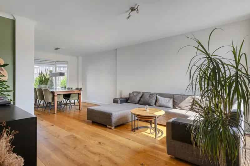 Jaren 30 Gezinswoning Tilburg Diepe Tuin Zonnepanelen Airco