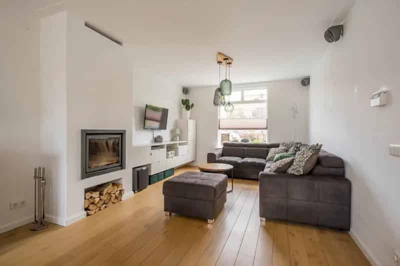 Huis te koop Soest Beetzlaan 4 slaapkamers moderne badkamer