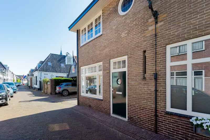 Huis te koop Naarden Vesting: 30er jaren woning met tuin