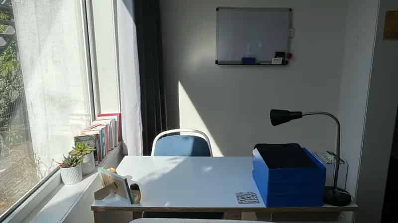Kamer te Huur Leiden: Gemeubileerd voor Internationale Studente