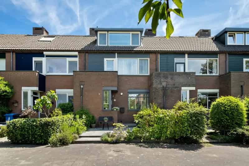 Ruime Eengezinswoning Bosbes 12 Nabij Nessebos