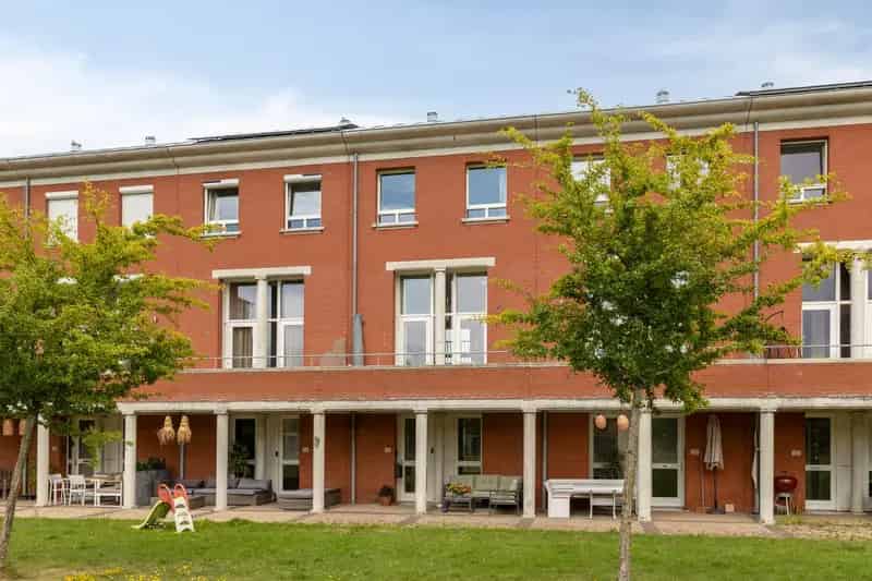 Huis te koop: Lentepark 98 2151 EV Nieuw-Vennep | Funda