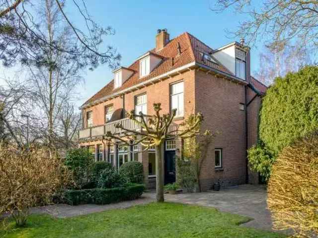 Sfeervolle gezinswoning Bussum 5 slaapkamers 144m2