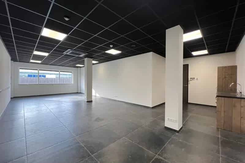 Kantoorruimte te huur Zwijndrecht Groote Lindt 81m2