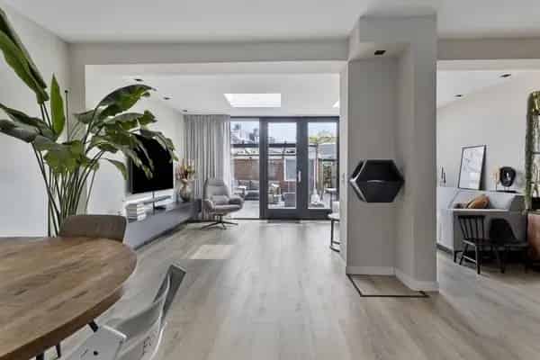 Rhoon Zuid: Instapklare eengezinswoning met 3 slaapkamers