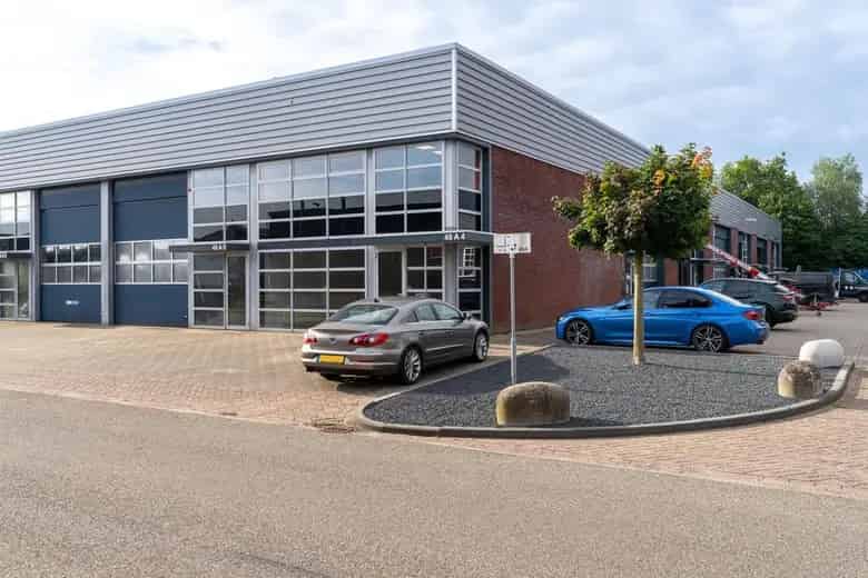 157 m2 kantoorruimte te huur in Werkendam