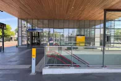 34 m2 Winkelruimte te Huur Wormerveer NS-Station
