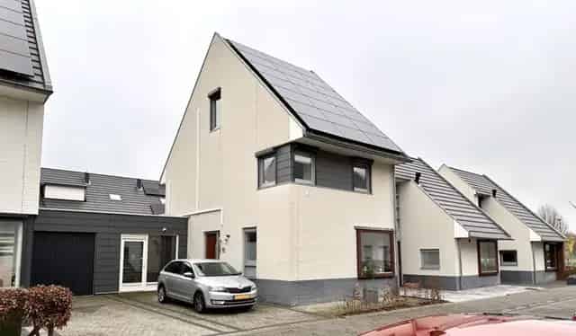 Te Huur Maastricht Buitenwijk West - Ruime 4 Kamer Woning 136m2