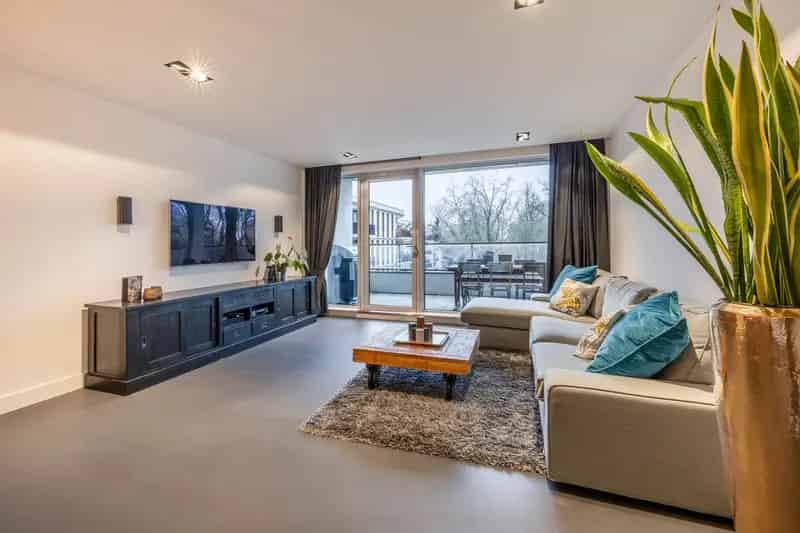 Appartement Amsterdam Noord Ruim Balkon Parkeerplaats