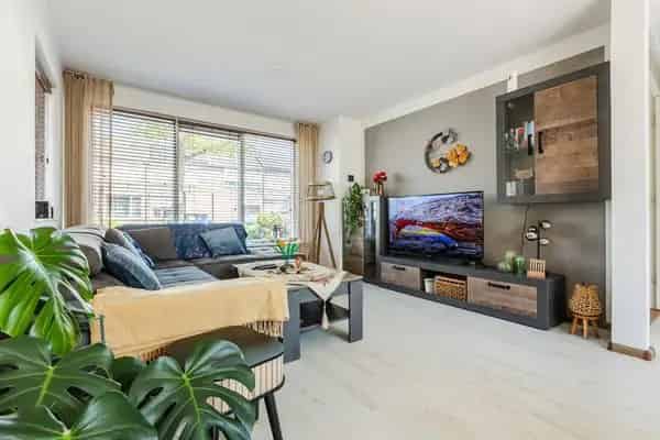 Hoekwoning 3 slaapkamers Rustige woonomgeving