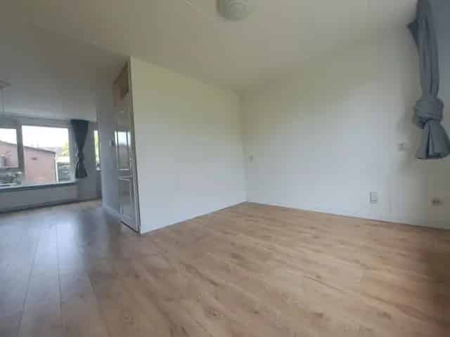 Eengezinswoning Zevenbergen 5 Kamers 97m2