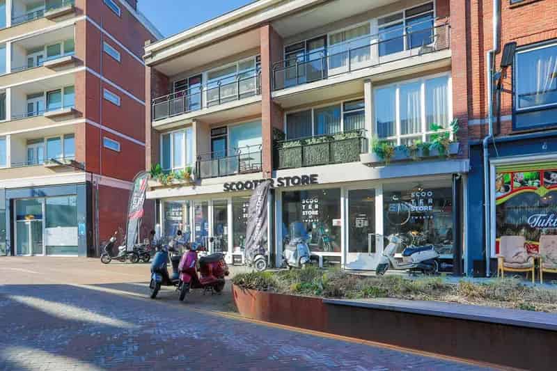 Winkel te huur Hengelo Centrum 98m²  magazijn airco beveiliging