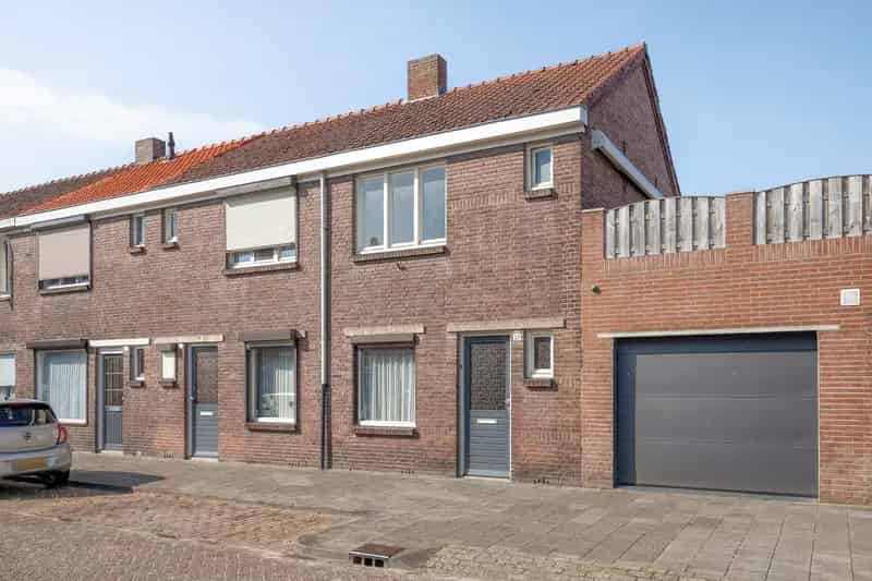 Kluswoning met Veel Potentie in Tilburg