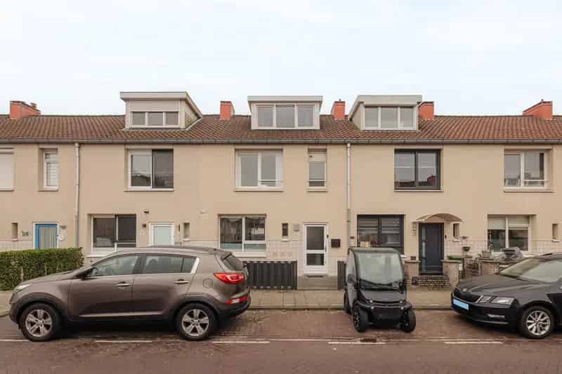 Gezinswoning Amsterdam West 135m2 gerenoveerd 4 slaapkamers