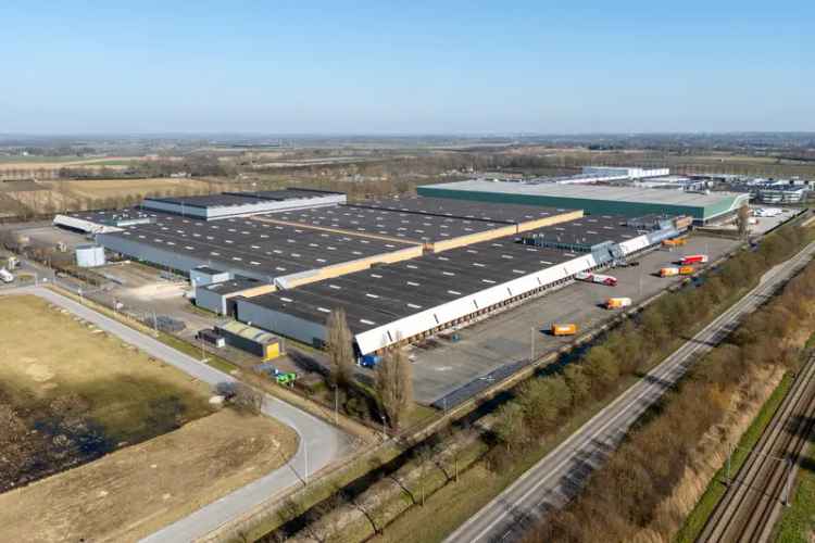 Bedrijfshal te huur Geldermalsen 89939m2 XXL Distributie