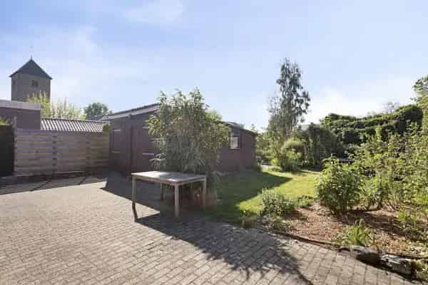 Tweekapper Afferden Grote Tuin 4 Slaapkamers Garage