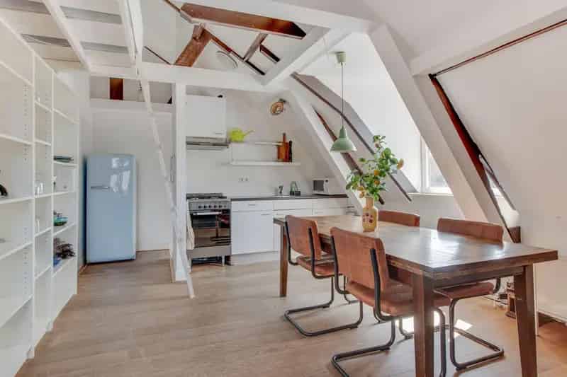 Studio Amsterdam Oost Dappermarkt Ruim Lichtrijk Slaapvide