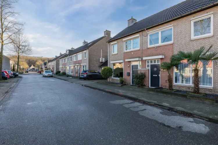 Moderne Hoekwoning 4 Slaapkamers Garage Tuin Groenveld