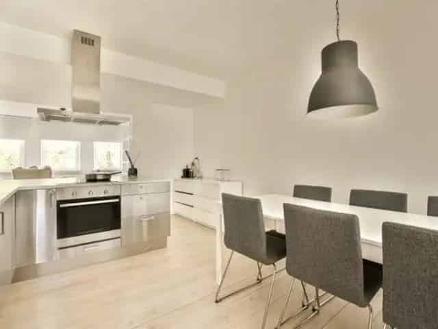 Luxe 2 Slaapkamer Appartement Amsterdam Zuid-As