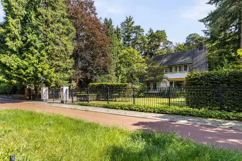 Vrijstaande Villa te Koop Amersfoort 4 slaapkamers Grote Tuin
